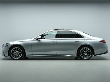 Мерседес S 580 2022 у Європі на Automoto.ua Срібний Мерседес S 580, об'ємом двигуна 3 л та пробігом 34 тис. км за 101401 $, фото 1 на Automoto.ua