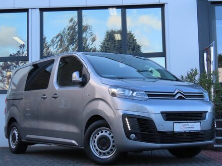Ситроен Jumpy 2020 в Европе на Automoto.ua Серый Ситроен Jumpy, объемом двигателя 2 л и пробегом 170 тыс. км за 17427 $, фото 1 на Automoto.ua