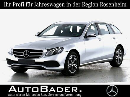 Сірий Мерседес E 220, об'ємом двигуна 1.95 л та пробігом 137 тис. км за 26582 $, фото 1 на Automoto.ua