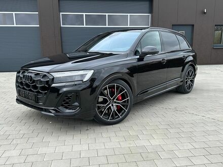 Ауди SQ7 2025 в Европе на Automoto.ua Черный Ауди SQ7, объемом двигателя 4 л и пробегом 100 тыс. км за 124832 $, фото 1 на Automoto.ua