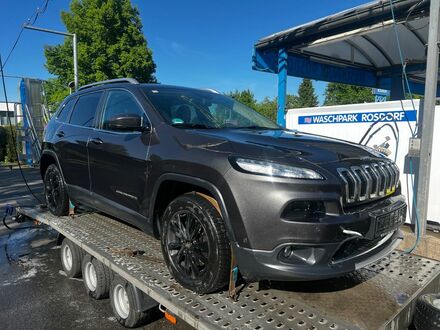 Джип Чероки 2017 в Европе на Automoto.ua Джип Чероки, объемом двигателя 2.18 л и пробегом 182 тыс. км за 9125 $, фото 1 на Automoto.ua