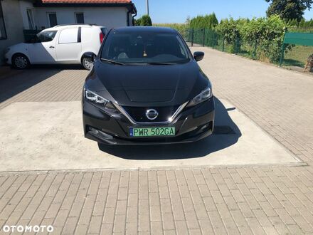 Ниссан Лиф 2018 в Европе на Automoto.ua Черный Ниссан Лиф, объемом двигателя 0 л и пробегом 47 тыс. км за 67900 $, фото 1 на Automoto.ua