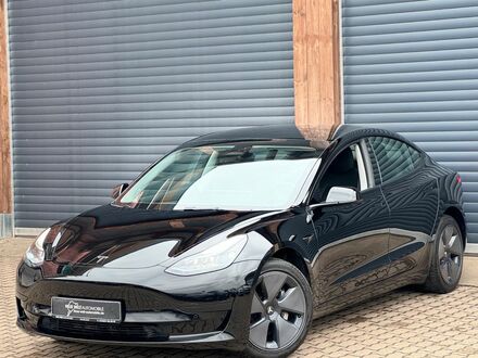 Тесла Модель 3 2022 у Європі на Automoto.ua Чорний Тесла Модель 3, об'ємом двигуна 0 л та пробігом 41 тис. км за 30801 $, фото 1 на Automoto.ua