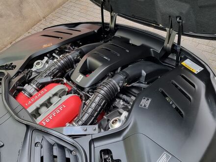 Сірий Феррарі Purosangue, об'ємом двигуна 6.5 л та пробігом 300 тис. км за 956822 $, фото 1 на Automoto.ua
