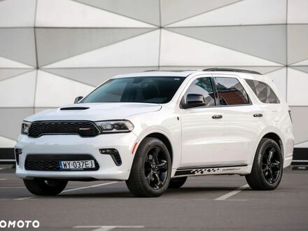Додж Дюранго 2021 в Европе на Automoto.ua Белый Додж Дюранго, объемом двигателя 5.65 л и пробегом 83 тыс. км за 139900 $, фото 1 на Automoto.ua