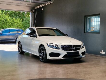 Мерседес C43 AMG 2018 в Европе на Automoto.ua Белый Мерседес C43 AMG, объемом двигателя 3 л и пробегом 119 тыс. км за 37583 $, фото 1 на Automoto.ua