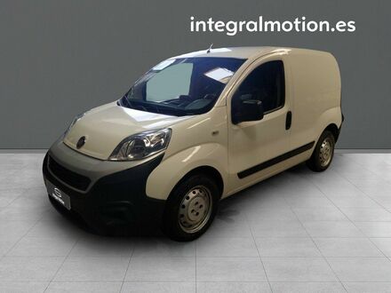 Фіат Fiorino 2020 у Європі на Automoto.ua Білий Фіат Fiorino, об'ємом двигуна 1.25 л та пробігом 122 тис. км за 10307 $, фото 1 на Automoto.ua