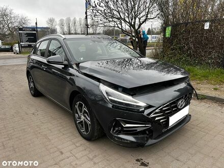 Хендай i30, объемом двигателя 1 л и пробегом 30 тыс. км за 9503 $, фото 1 на Automoto.ua