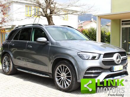 Мерседес GLE 300 2023 в Европе на Automoto.ua Серый Мерседес GLE 300, объемом двигателя 1.99 л и пробегом 65 тыс. км за 68104 $, фото 1 на Automoto.ua