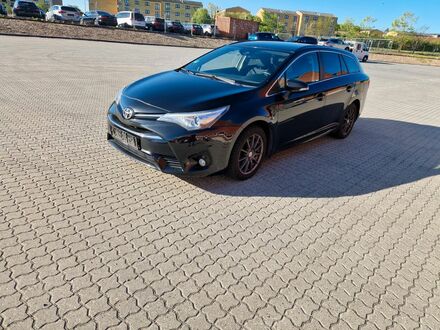 Тойота Авенсіс 2016 у Європі на Automoto.ua Чорний Тойота Авенсіс, об'ємом двигуна 2 л та пробігом 254 тис. км за 7615 $, фото 1 на Automoto.ua