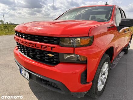 Шевроле Сильверадо 2020 в Европе на Automoto.ua Шевроле Сильверадо, объемом двигателя 4.3 л и пробегом 155 тыс. км за 124999 $, фото 1 на Automoto.ua