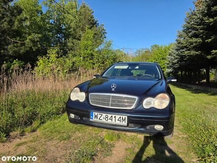 Мерседес Ц-Класс 2003 в Европе на Automoto.ua Мерседес Ц-Класс, объемом двигателя 2.15 л и пробегом 373 тыс. км за 1562 $, фото 1 на Automoto.ua