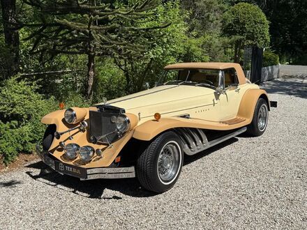 Ретро авто Clenet 1979 у Європі на Automoto.ua Бежевий Ретро авто Clenet, об'ємом двигуна 0 л та пробігом 28 тис. км за 68347 $, фото 1 на Automoto.ua