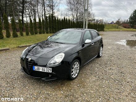 Альфа Ромео Giulietta, об'ємом двигуна 1.37 л та пробігом 178 тис. км за 7322 $, фото 1 на Automoto.ua