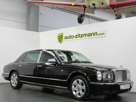 Чорний Бентлі Arnage, об'ємом двигуна 6.76 л та пробігом 132 тис. км за 65180 $, фото 1 на Automoto.ua