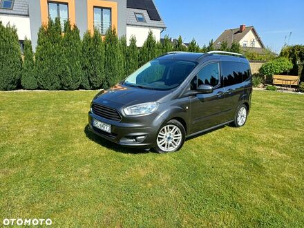 Форд Tourneo Courier, объемом двигателя 1 л и пробегом 119 тыс. км за 12095 $, фото 1 на Automoto.ua