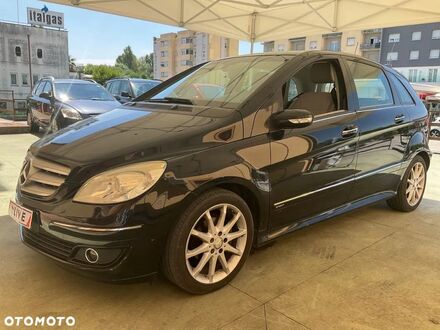 Мерседес Б-клас 2008 у Європі на Automoto.ua Чорний Мерседес Б-клас, об'ємом двигуна 1 л та пробігом 175 тис. км за 3657 $, фото 1 на Automoto.ua