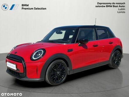 Мини Купер 2023 в Европе на Automoto.ua Красный Мини Купер, объемом двигателя 1 л и пробегом 31 тыс. км за 26611 $, фото 1 на Automoto.ua