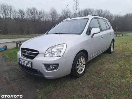 Киа Каренс, объемом двигателя 2 л и пробегом 186 тыс. км за 3218 $, фото 1 на Automoto.ua