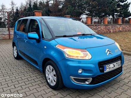 Сітроен С3 Пікассо 2010 у Європі на Automoto.ua Зелений Сітроен С3 Пікассо, об'ємом двигуна 1 л та пробігом 90 тис. км за 16900 $, фото 1 на Automoto.ua