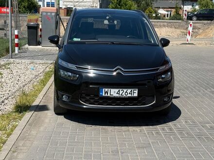 Ситроен С4 Пикассо 2014 в Европе на Automoto.ua Черный Ситроен С4 Пикассо, объемом двигателя 1 л и пробегом 125 тыс. км за 7991 $, фото 1 на Automoto.ua