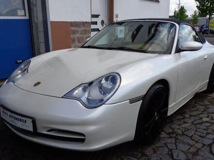 Порше 996 2003 в Европе на Automoto.ua Белый Порше 996, объемом двигателя 3.6 л и пробегом 97 тыс. км за 42966 $, фото 1 на Automoto.ua