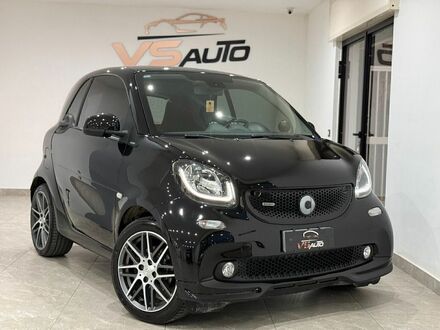 Смарт Fortwo 2017 у Європі на Automoto.ua Чорний Смарт Fortwo, об'ємом двигуна 0.9 л та пробігом 79 тис. км за 25519 $, фото 1 на Automoto.ua