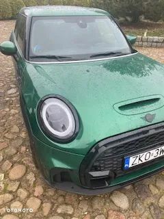 Міні Cooper S, об'ємом двигуна 2 л та пробігом 3500 тис. км за 34557 $, фото 1 на Automoto.ua