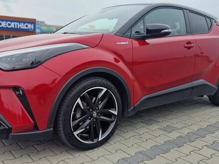 Тойота C-HR, об'ємом двигуна 1.99 л та пробігом 50 тис. км за 26998 $, фото 1 на Automoto.ua