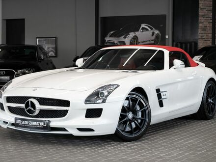 Мерседес SLS AMG 2013 в Европе на Automoto.ua Белый Мерседес SLS AMG, объемом двигателя 6.21 л и пробегом 17 тыс. км за 284529 $, фото 1 на Automoto.ua