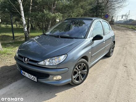 Пежо 206, объемом двигателя 1.59 л и пробегом 124 тыс. км за 2527 $, фото 1 на Automoto.ua