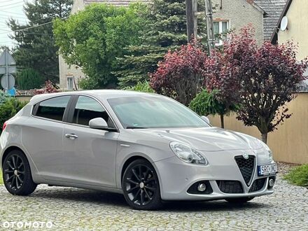 Альфа Ромео Giulietta, об'ємом двигуна 1.96 л та пробігом 180 тис. км за 11987 $, фото 1 на Automoto.ua