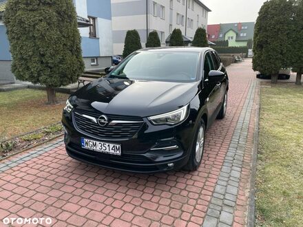 Опель Grandland X 2018 в Европе на Automoto.ua Черный Опель Grandland X, объемом двигателя 1 л и пробегом 152 тыс. км за 59900 $, фото 1 на Automoto.ua