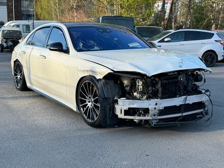 Мерседес S 580 2022 у Європі на Automoto.ua Білий Мерседес S 580, об'ємом двигуна 3 л та пробігом 97 тис. км за 47648 $, фото 1 на Automoto.ua