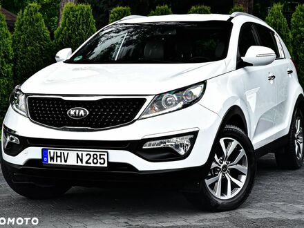 Киа Sportage, объемом двигателя 1.59 л и пробегом 107 тыс. км за 13153 $, фото 1 на Automoto.ua