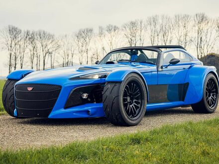 Синий Donkervoort D8, объемом двигателя 2.48 л и пробегом 1 тыс. км за 261614 $, фото 1 на Automoto.ua