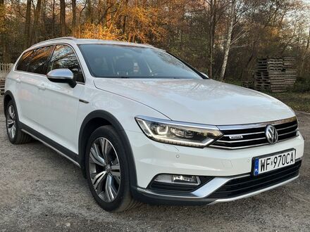 Фольксваген Пассат Альтрак 2018 в Европе на Automoto.ua Белый Фольксваген Пассат Альтрак, объемом двигателя 1.97 л и пробегом 170000 тыс. км за 83500 $, фото 1 на Automoto.ua