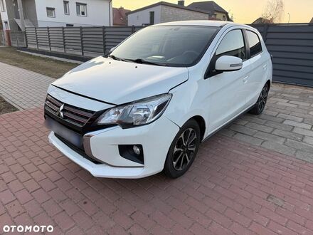 Мицубиси Спейс Стар 2020 в Европе на Automoto.ua Белый Мицубиси Спейс Стар, объемом двигателя 1 л и пробегом 100 тыс. км за 14500 $, фото 1 на Automoto.ua