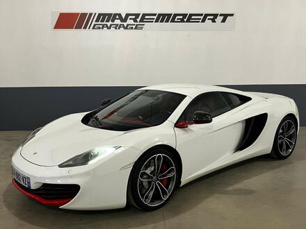 Белый МакЛарен MP4-12C, объемом двигателя 3.8 л и пробегом 16 тыс. км за 138871 $, фото 1 на Automoto.ua