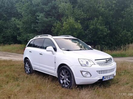 Опель Антара 2012 в Европе на Automoto.ua Белый Опель Антара, объемом двигателя 2.23 л и пробегом 146000 тыс. км за 33900 $, фото 1 на Automoto.ua