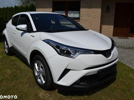 Тойота C-HR, об'ємом двигуна 1.8 л та пробігом 82 тис. км за 16823 $, фото 1 на Automoto.ua