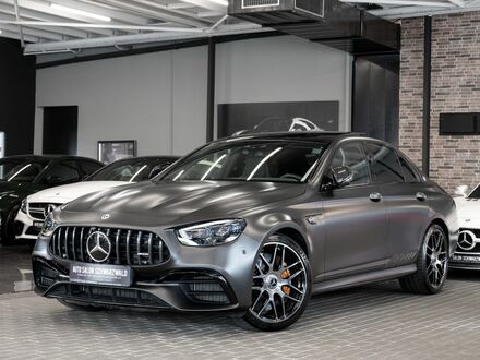Мерседес E 63 AMG 2023 в Европе на Automoto.ua Мерседес E 63 AMG, объемом двигателя 3.98 л и пробегом 9 тыс. км за 150382 $, фото 1 на Automoto.ua