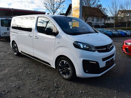 Опель Zafira Life 2020 в Европе на Automoto.ua Опель Zafira Life, объемом двигателя 2 л и пробегом 77 тыс. км за 44588 $, фото 1 на Automoto.ua