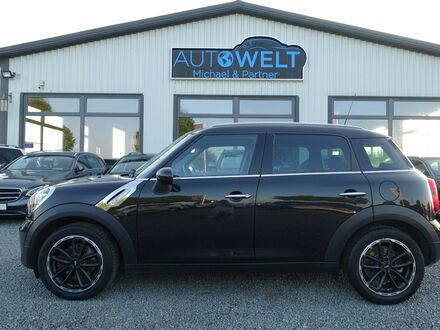 Міні Countryman C 2015 у Європі на Automoto.ua Чорний Міні Countryman C, об'ємом двигуна 1.6 л та пробігом 91 тис. км за 14509 $, фото 1 на Automoto.ua
