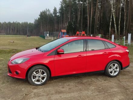 Форд Фокус 2014 в Европе на Automoto.ua Красный Форд Фокус, объемом двигателя 1 л и пробегом 156 тыс. км за 29000 $, фото 1 на Automoto.ua