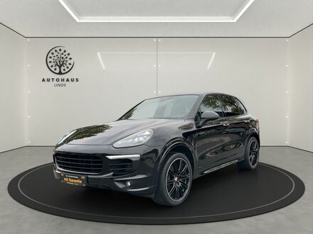 Порше Cayenne 2015 у Європі на Automoto.ua Чорний Порше Cayenne, об'ємом двигуна 2.97 л та пробігом 73 тис. км за 41944 $, фото 1 на Automoto.ua