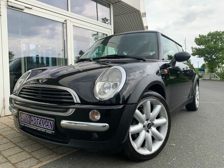 Міні One 2002 у Європі на Automoto.ua Чорний Міні One, об'ємом двигуна 1.6 л та пробігом 136 тис. км за 3304 $, фото 1 на Automoto.ua