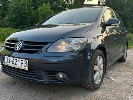 Фольксваген Гольф Плюс 2007 в Европе на Automoto.ua Фольксваген Гольф Плюс, объемом двигателя 1 л и пробегом 200 тыс. км за 4093 $, фото 1 на Automoto.ua