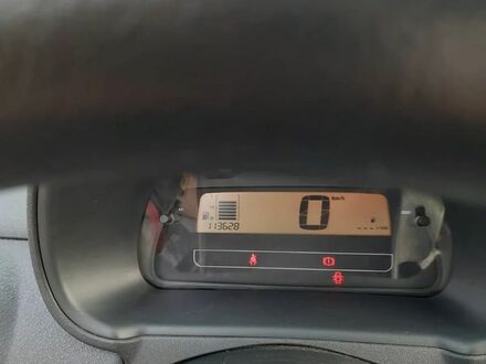 Ситроен С2 2007 в Европе на Automoto.ua Ситроен С2, объемом двигателя 1 л и пробегом 114 тыс. км за 5800 $, фото 1 на Automoto.ua