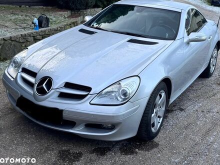 Мерседес СЛК-Класс 2005 в Европе на Automoto.ua Серый Мерседес СЛК-Класс, объемом двигателя 3 л и пробегом 233 тыс. км за 43000 $, фото 1 на Automoto.ua